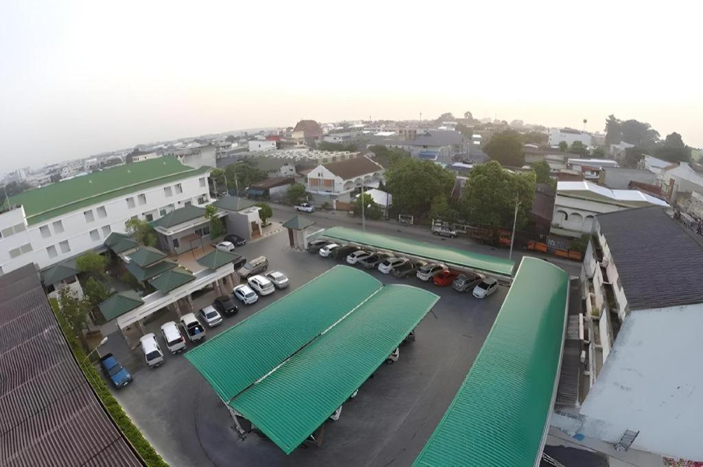 Nartsiri Hotel Ubon Ratchathani Esterno foto