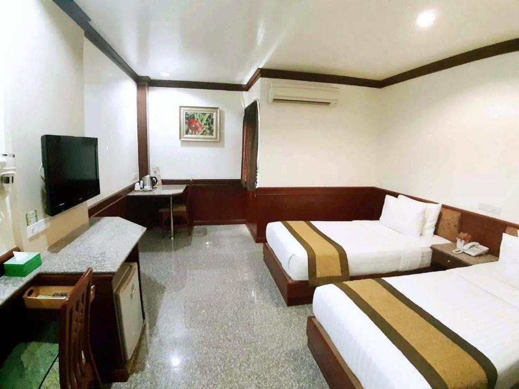 Nartsiri Hotel Ubon Ratchathani Esterno foto